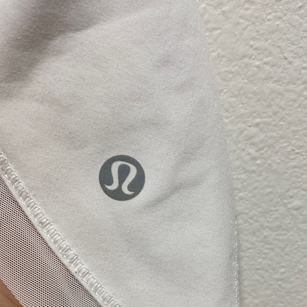 Lululemon Anew Short 4” White Size 4 Swift Light Low Rise - Picture 2 of 16